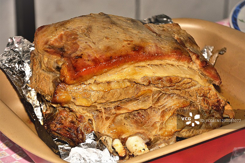 晚餐烤牛肋骨图片素材