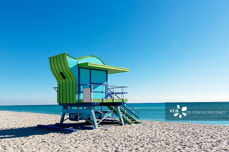 美国迈阿密海滩的救生员小屋图片素材