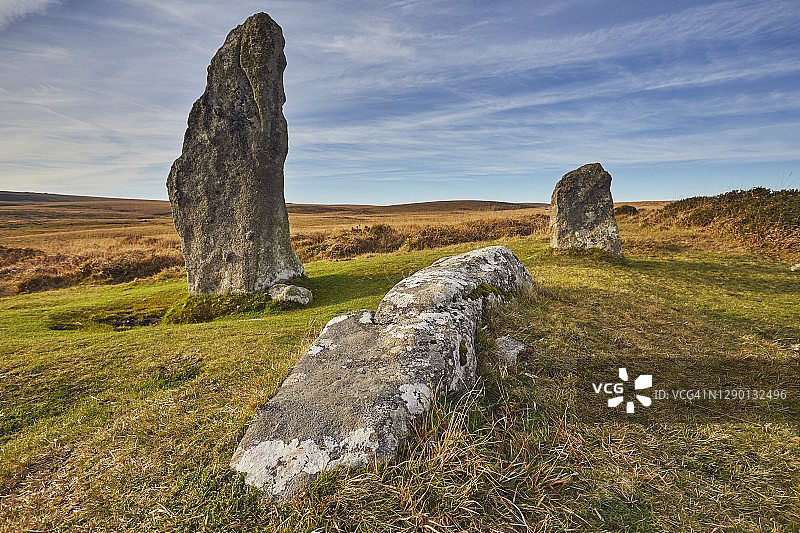 斯科希尔石圈的石头，位于英国德文郡达特穆尔国家公园查格福德村附近的史前遗址图片素材