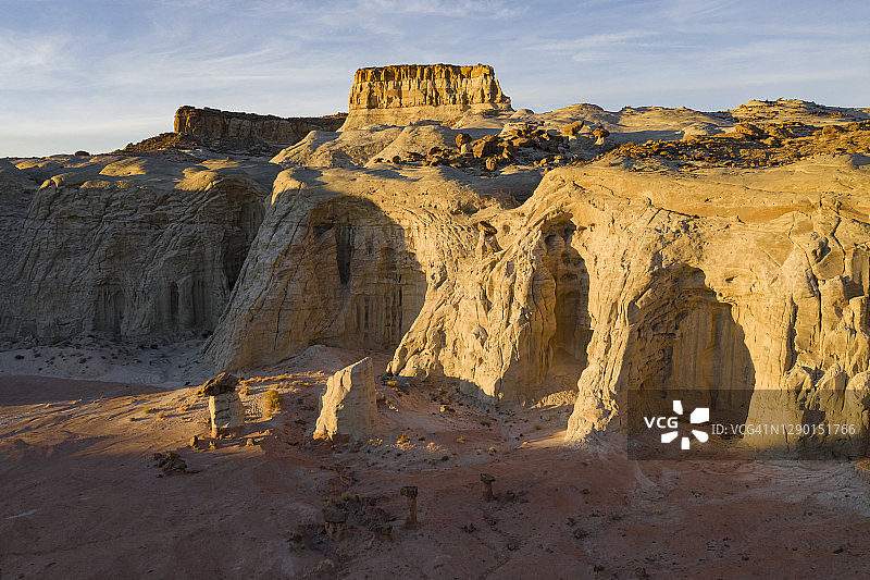 日落时分的伞形石林图片素材