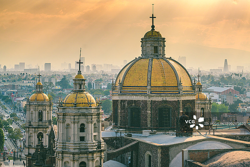 墨西哥墨西哥城瓜达卢佩圣母大教堂图片素材