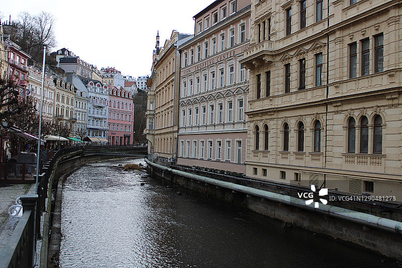 波西米亚城市的圣诞节图片素材