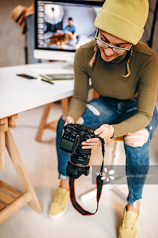 今日会议结束图片素材