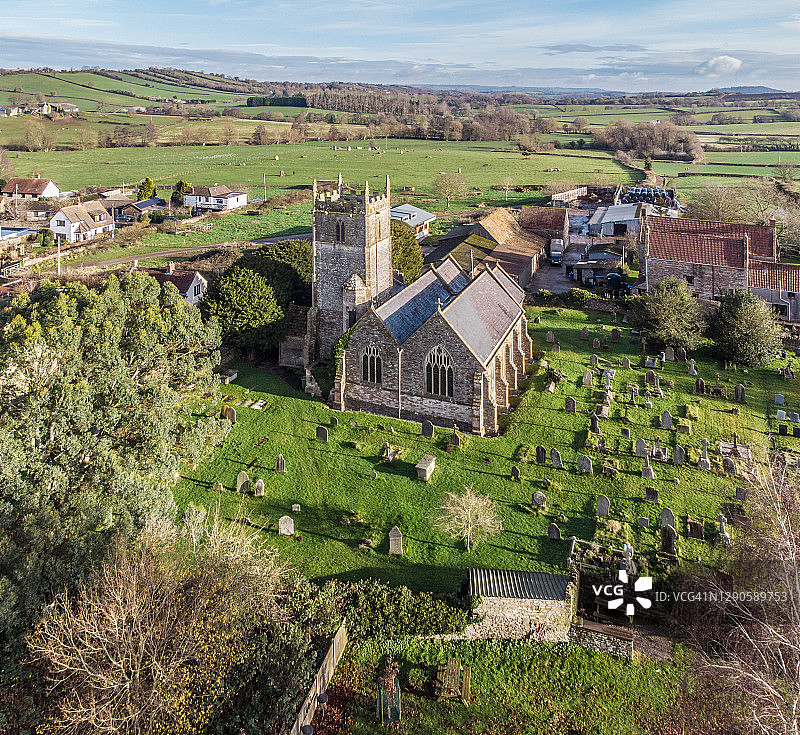 英国萨默塞特Stanton Drew的圣玛丽教堂图片素材