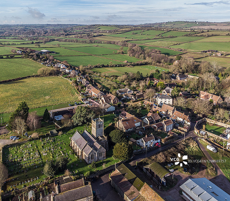 英国萨默塞特Stanton Drew的圣玛丽教堂图片素材