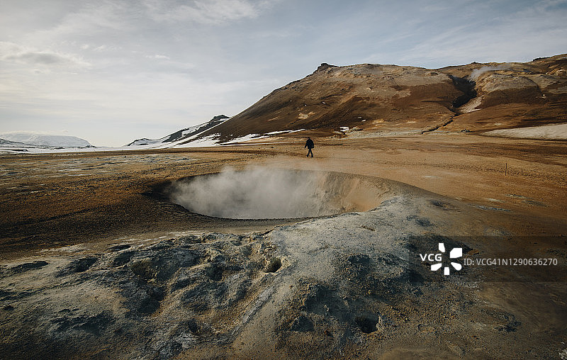 冰岛东北部纳马夫贾尔地热区的美丽景观图片素材