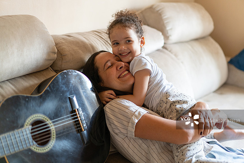 深情的拥抱图片素材