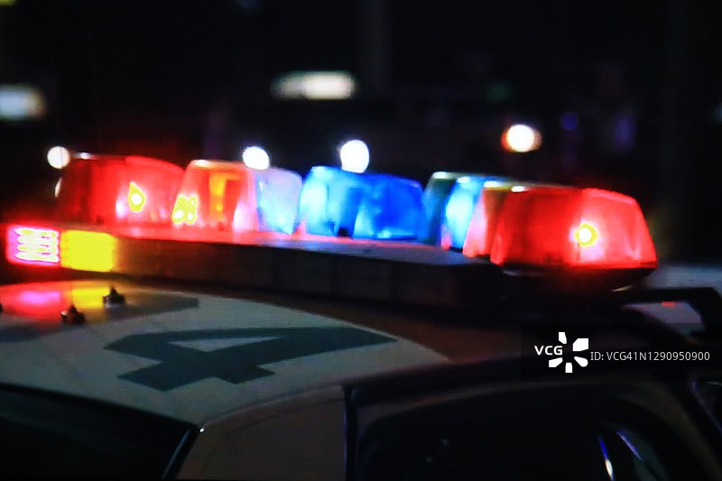 警车上的闪光灯图片素材