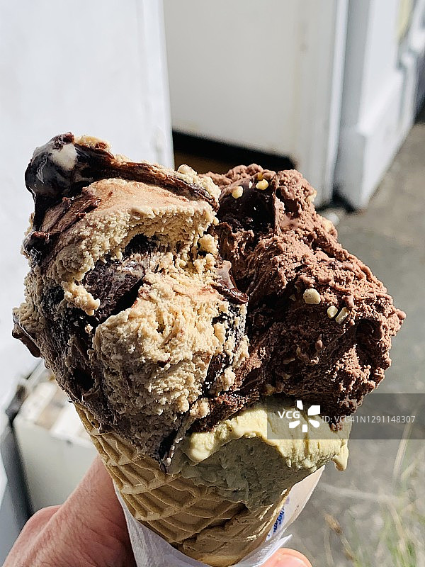 意大利冰淇淋甜筒图片素材