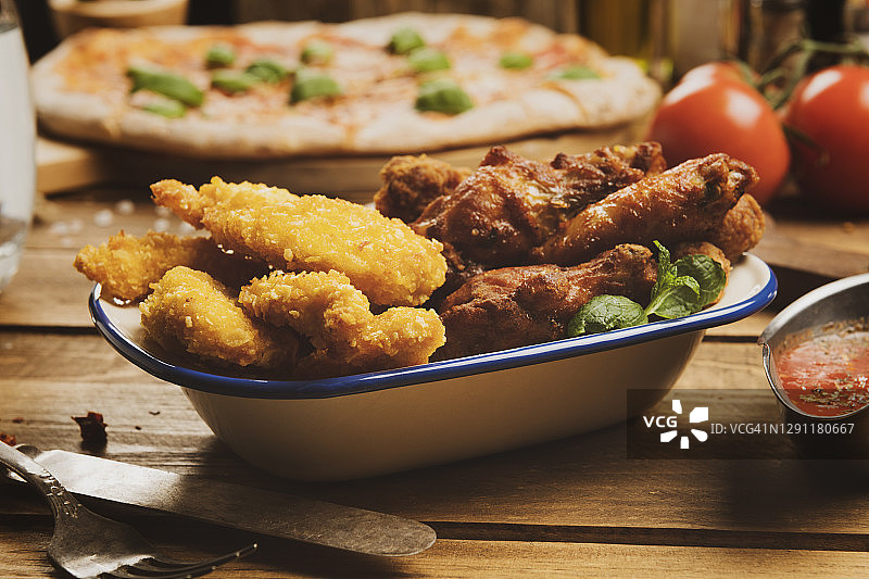 烤鸡翅特写图片素材