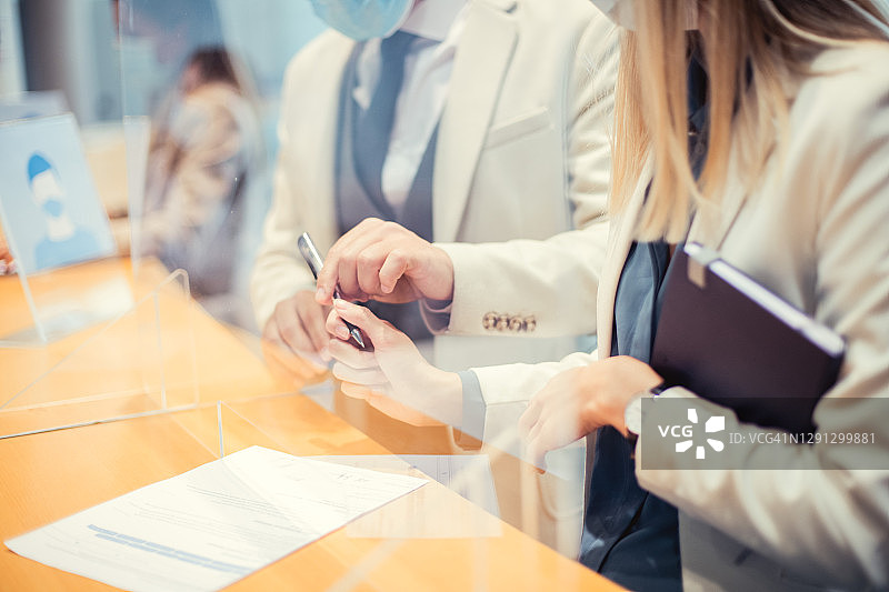 与优秀者合作图片素材