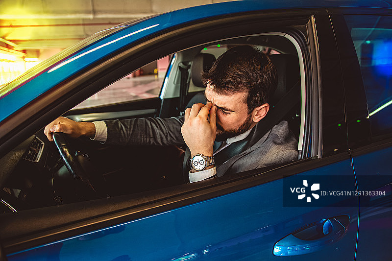 商人开车图片素材