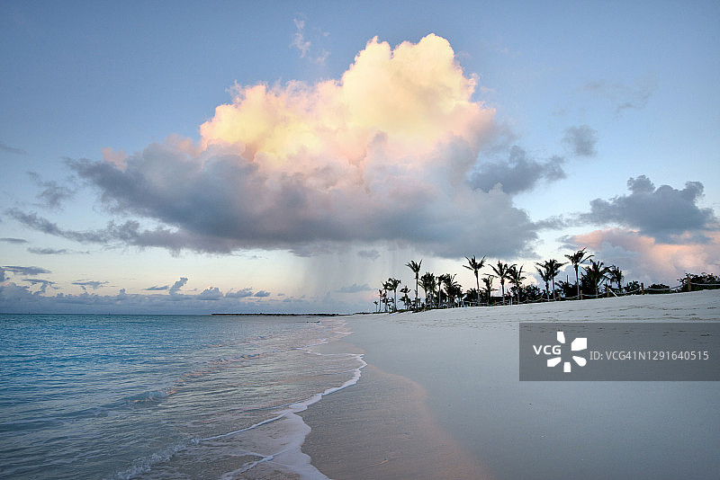 原始的背风海滩，普罗维登西亚莱斯图片素材