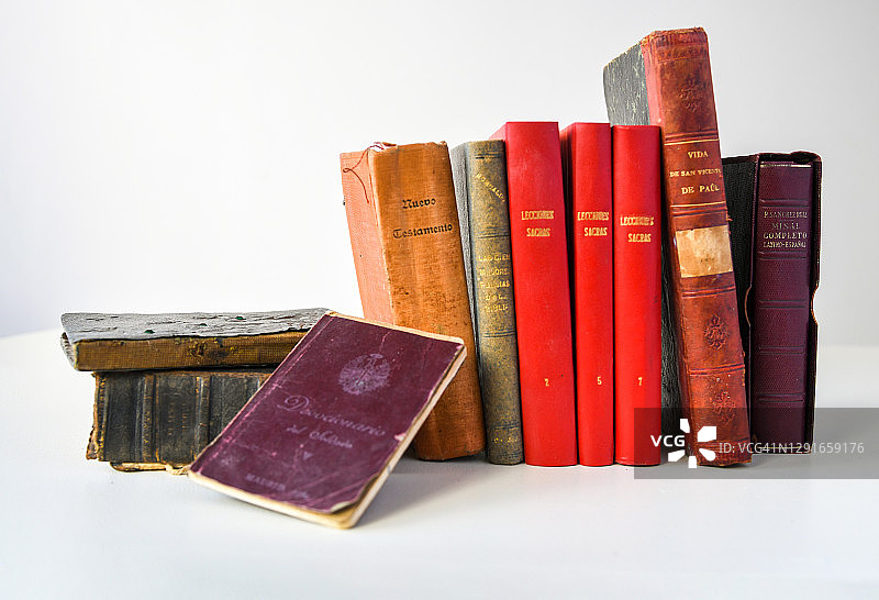 西班牙宗教古籍图片素材