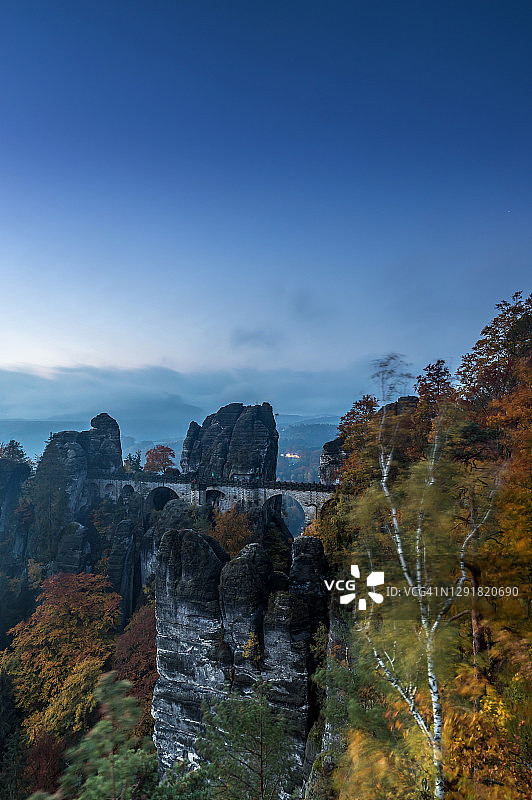 厄尔士砂岩山脉的巴斯泰桥图片素材