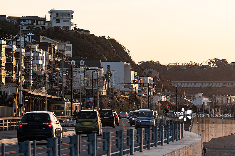 日本神奈川县的海岸公路图片素材