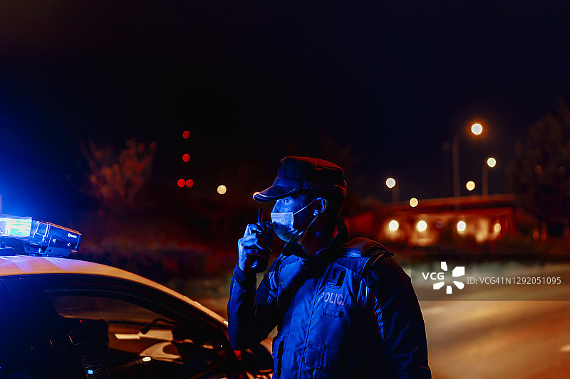 警方报告城市封闭情况图片素材