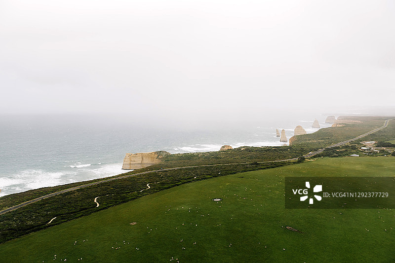 十二使徒岩及大洋路海岸线航拍图片素材