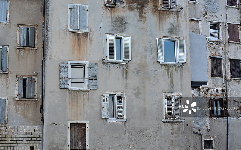 古老的罗维尼渔民房屋美景图片素材