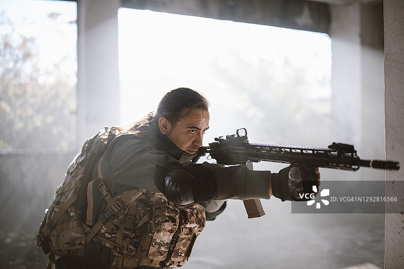 战区士兵肖像图片素材