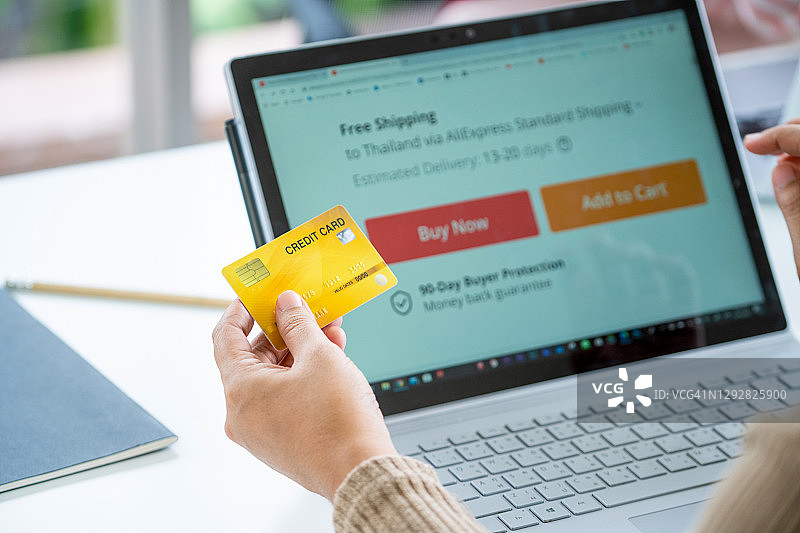 信用卡在线支付特写图片素材
