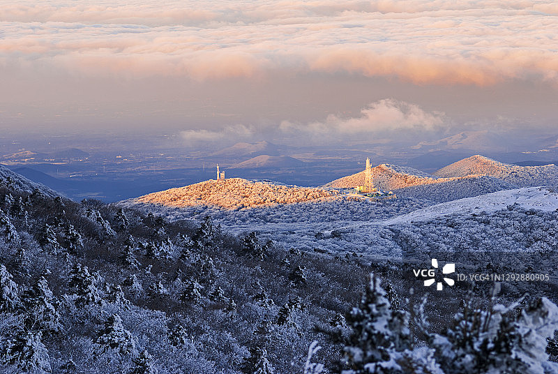 韩国济州岛汉拿山的雪景图片素材