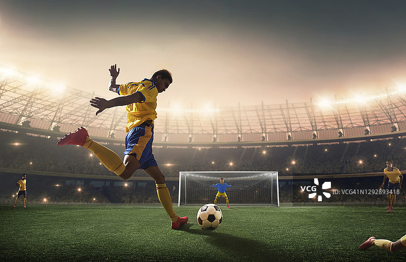 足球运动员射门图片素材