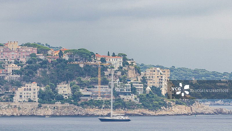 法国尼斯城市延时摄影全景鸟瞰：地中海，天使湾图片素材