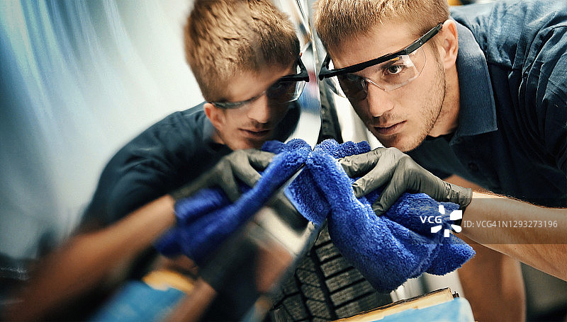 汽车抛光图片素材