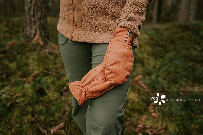 冬季保暖皮手套图片素材