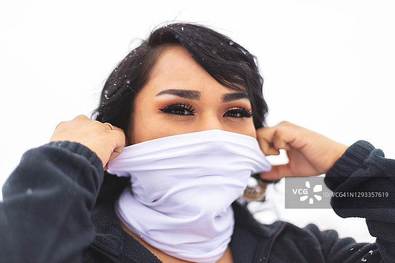 美洲原住民Z世代女性图片素材