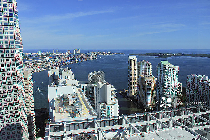 美国佛罗里达州迈阿密比斯坎湾海平面图片素材