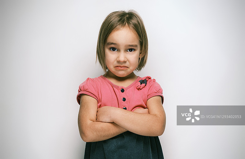 沮丧不开心的女童肖像图片素材