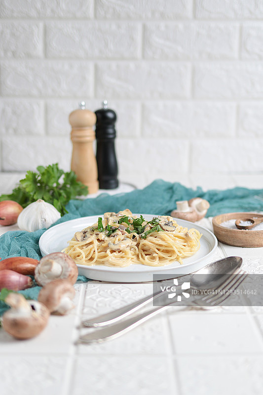 阿尔弗雷多蘑菇意面图片素材