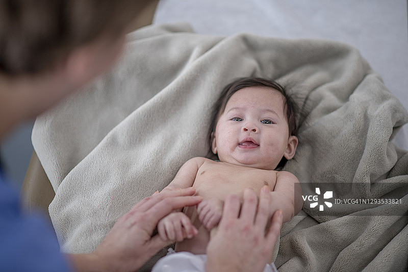 看看你变得多强壮了！图片素材