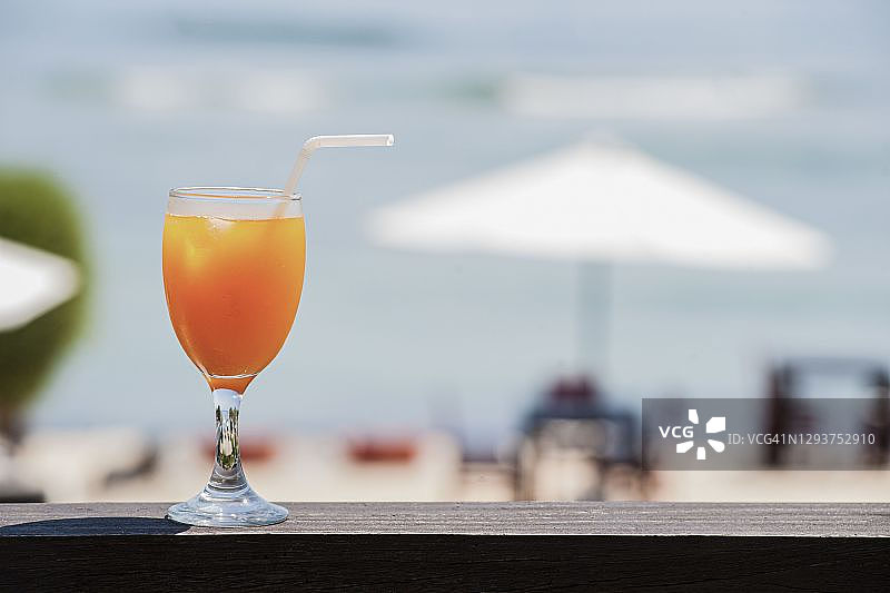Villa Julius的迎宾热带果汁饮料！印度尼西亚吉利特拉旺安岛，亚洲图片素材