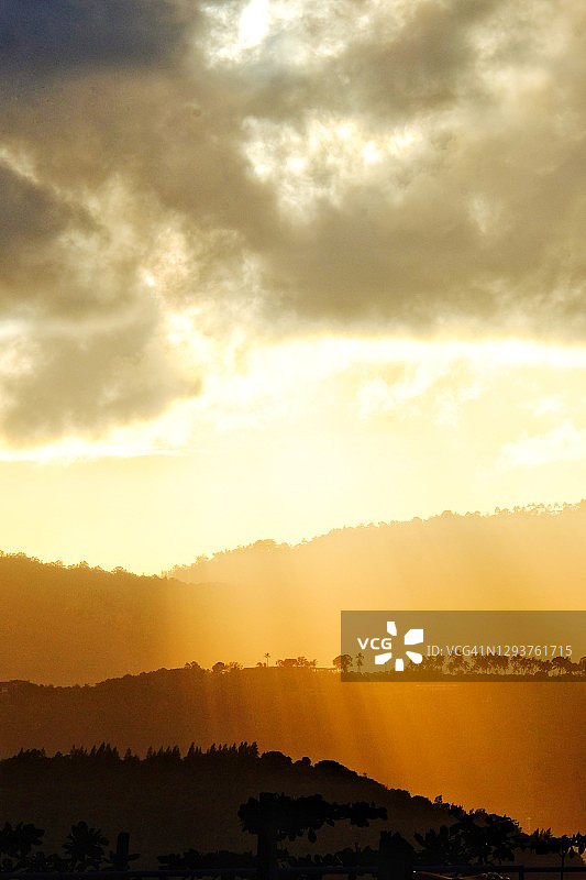 光影层叠图片素材