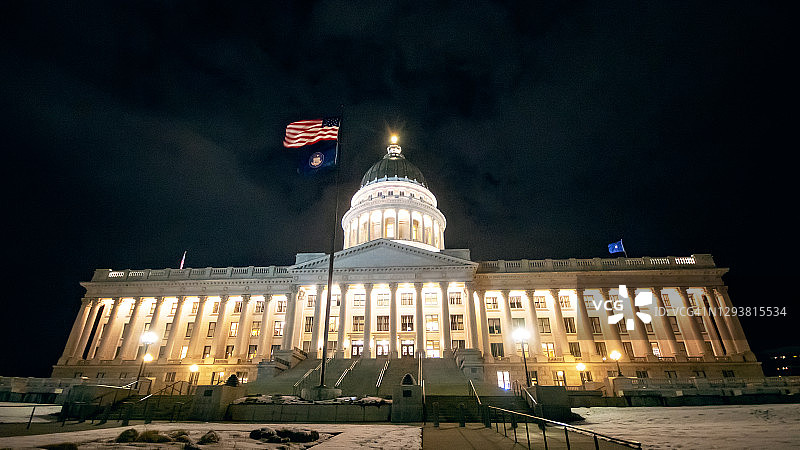 犹他州议会大厦的照明外观图片素材