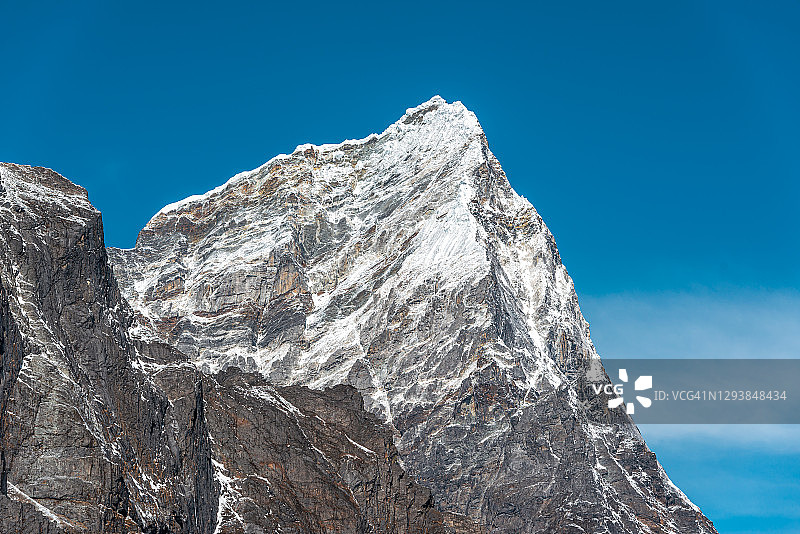 尼泊尔喜马拉雅山脉的坎特加峰图片素材