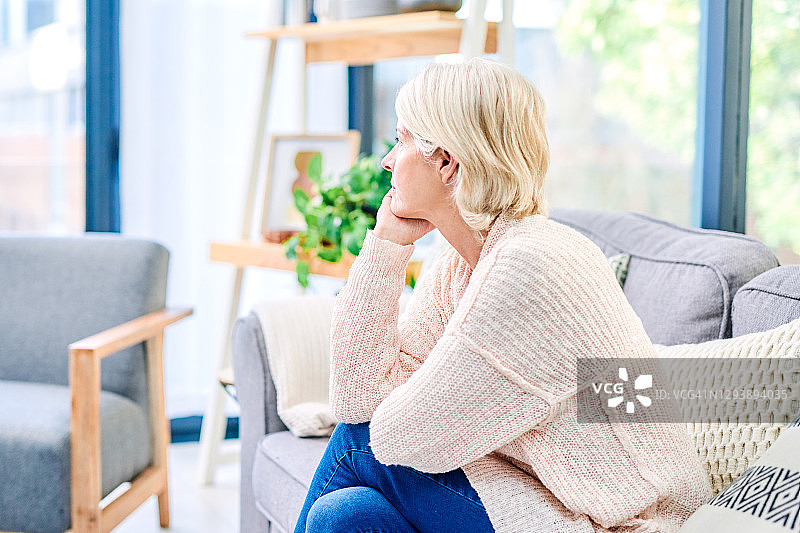 昨日似已遥远图片素材