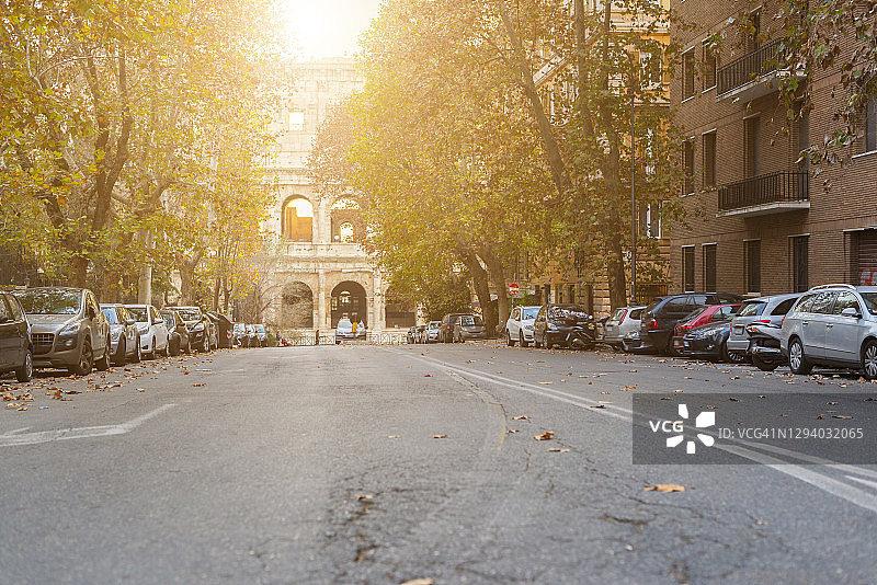 意大利罗马的空旷道路图片素材