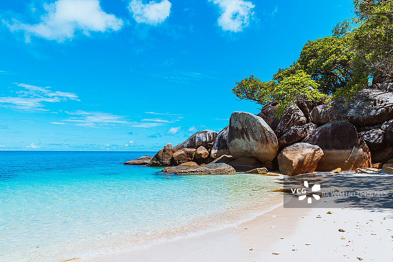 海滩，菲茨罗伊岛国家公园，澳大利亚图片素材