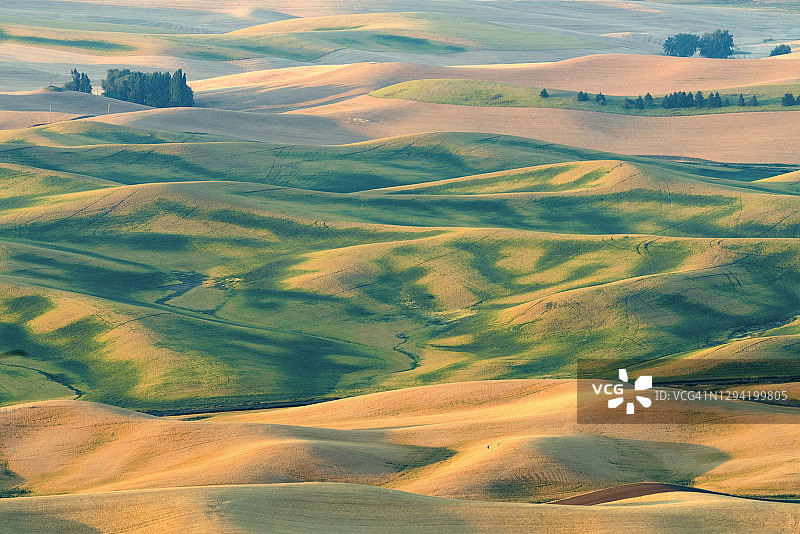 斯蒂普托波浪图片素材