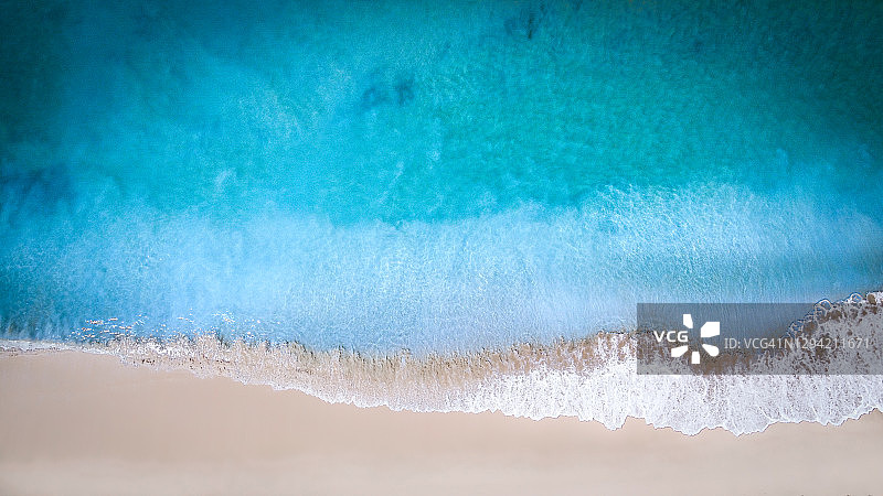 海浪翻滚图片素材