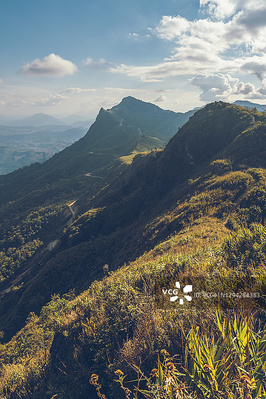 日落时分的天空山景图片素材