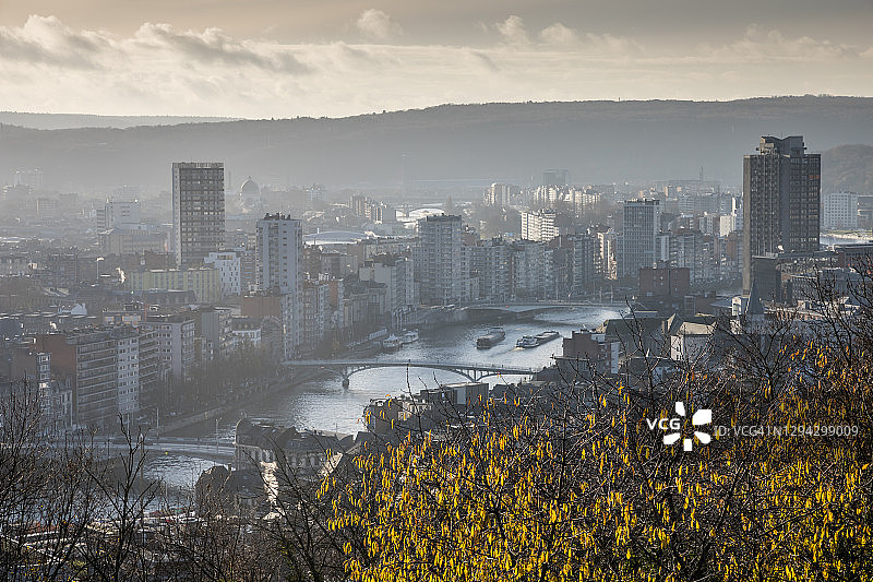 列日天际线图片素材