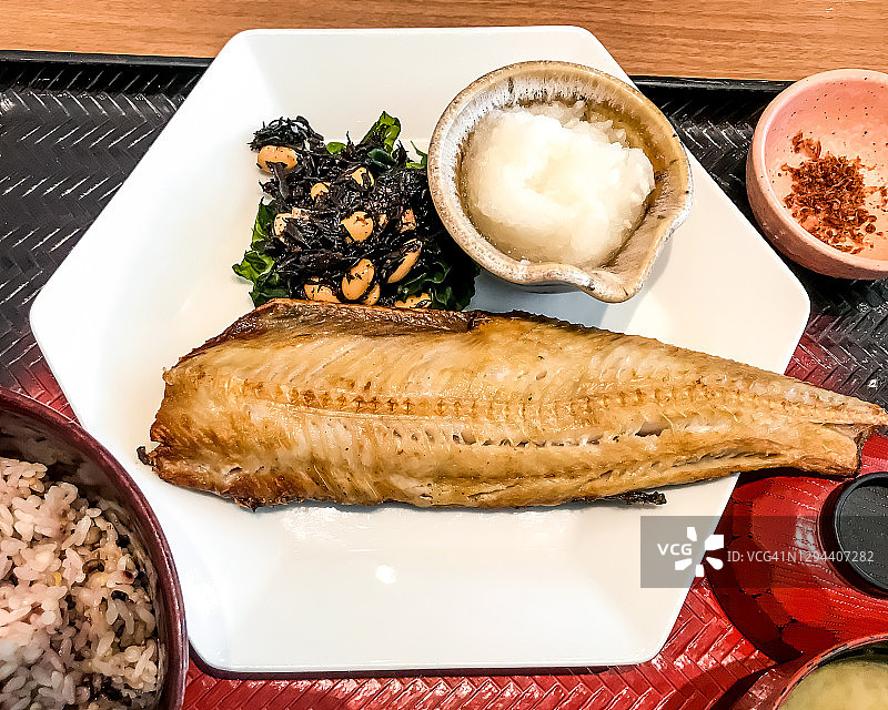 鄂霍次克海阿特卡鲭鱼定食图片素材