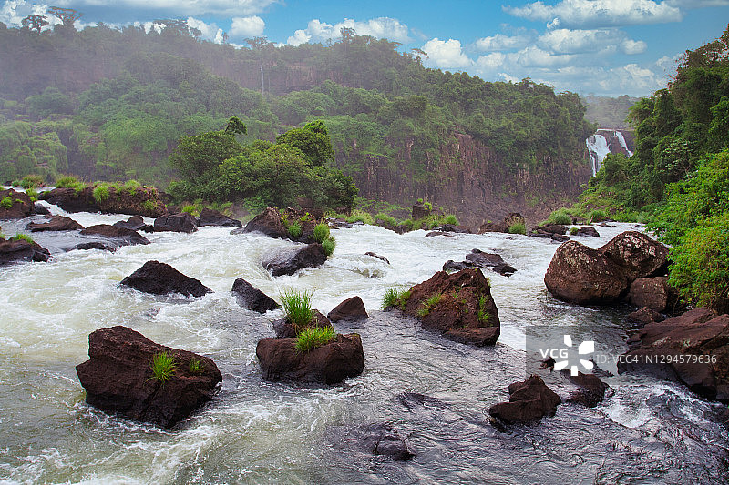 雄伟的伊瓜苏瀑布图片素材
