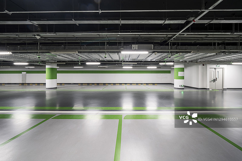 地下停车场图片素材