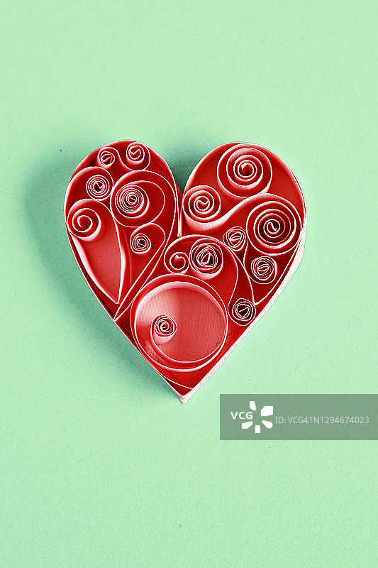 手工衍纸爱心图片素材